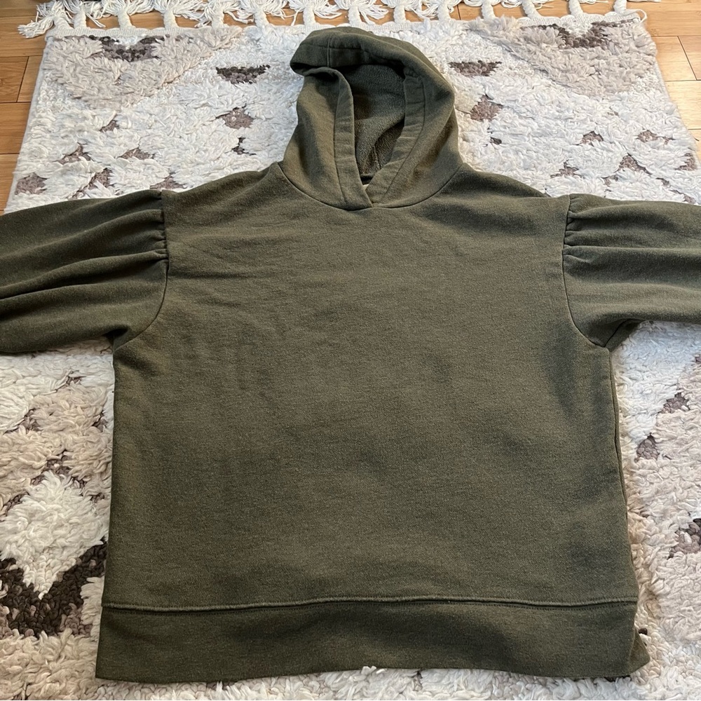 Madewell Pleat Sleeve Shrunken Hoodie in Green - Medium
